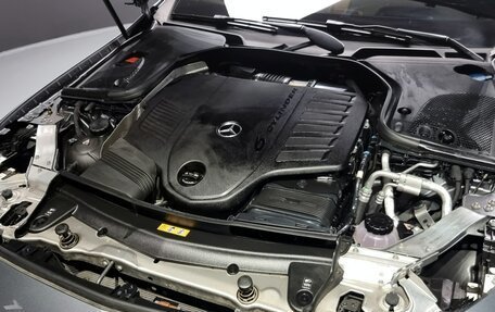 Mercedes-Benz CLS, 2022 год, 5 950 000 рублей, 4 фотография