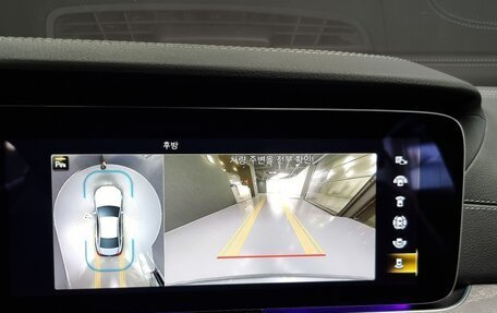 Mercedes-Benz CLS, 2022 год, 5 950 000 рублей, 13 фотография