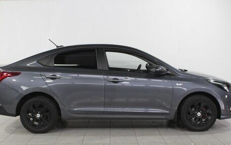 Hyundai Solaris II рестайлинг, 2021 год, 1 570 000 рублей, 4 фотография
