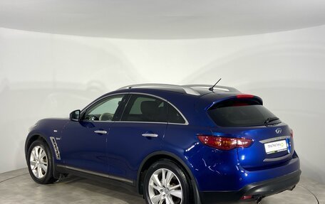 Infiniti QX70, 2014 год, 2 055 000 рублей, 8 фотография