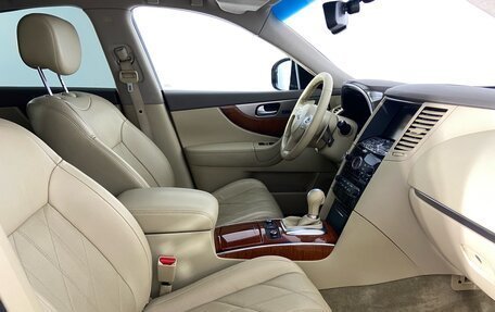 Infiniti QX70, 2014 год, 2 055 000 рублей, 15 фотография