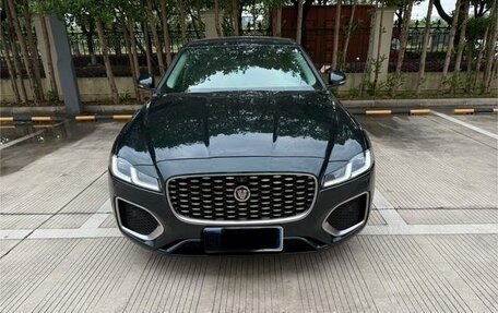 Jaguar XF II, 2021 год, 3 319 000 рублей, 13 фотография