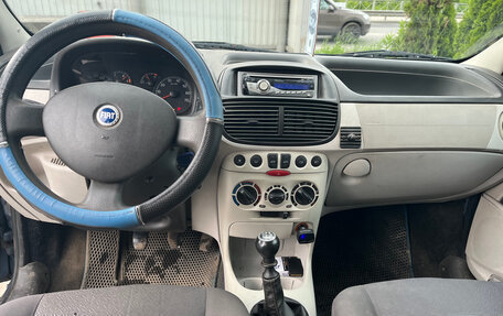 Fiat Punto III Punto Evo рестайлинг, 2004 год, 200 000 рублей, 8 фотография