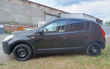 Renault Sandero I, 2010 год, 270 000 рублей, 10 фотография