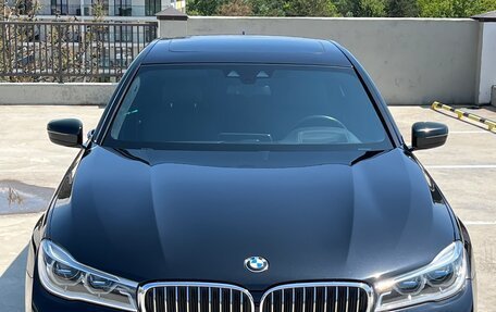 BMW 7 серия, 2015 год, 4 750 000 рублей, 3 фотография