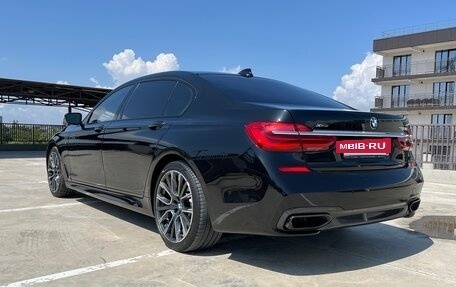 BMW 7 серия, 2015 год, 4 750 000 рублей, 6 фотография