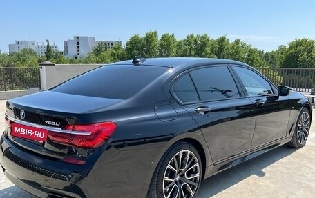 BMW 7 серия, 2015 год, 4 750 000 рублей, 15 фотография