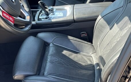 BMW 7 серия, 2015 год, 4 750 000 рублей, 29 фотография