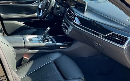 BMW 7 серия, 2015 год, 4 750 000 рублей, 39 фотография