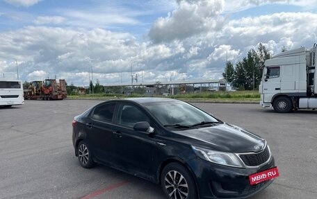KIA Rio III рестайлинг, 2013 год, 450 000 рублей, 2 фотография
