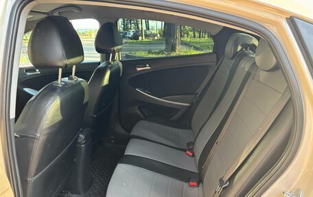 Hyundai Solaris II рестайлинг, 2015 год, 1 250 000 рублей, 10 фотография