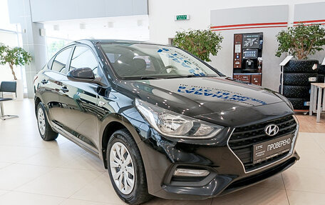 Hyundai Solaris II рестайлинг, 2017 год, 1 037 000 рублей, 3 фотография