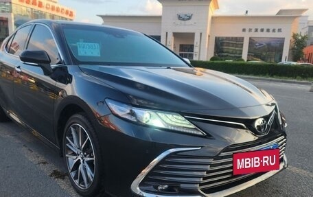 Toyota Camry, 2022 год, 2 960 000 рублей, 2 фотография