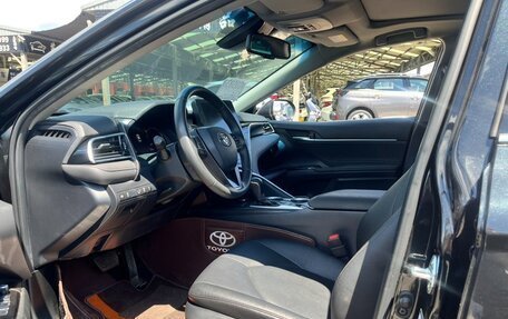 Toyota Camry, 2022 год, 2 960 000 рублей, 14 фотография