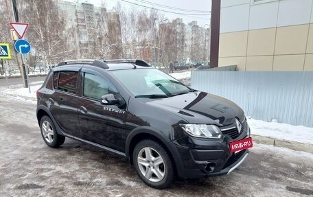 Renault Sandero II рестайлинг, 2015 год, 1 180 000 рублей, 3 фотография