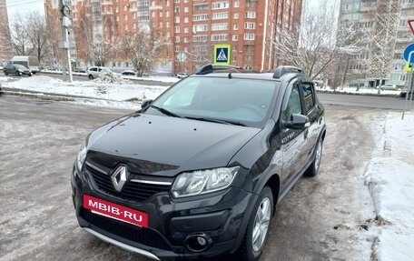 Renault Sandero II рестайлинг, 2015 год, 1 180 000 рублей, 2 фотография