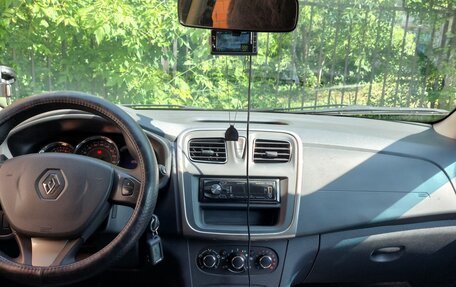Renault Sandero II рестайлинг, 2015 год, 1 180 000 рублей, 17 фотография