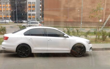 Volkswagen Jetta VI, 2015 год, 1 220 000 рублей, 4 фотография