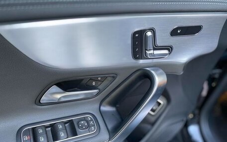 Mercedes-Benz CLA, 2022 год, 3 140 000 рублей, 12 фотография