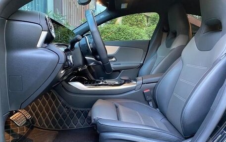Mercedes-Benz CLA, 2022 год, 3 140 000 рублей, 22 фотография