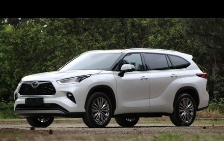 Toyota Highlander, 2025 год, 4 999 990 рублей, 1 фотография