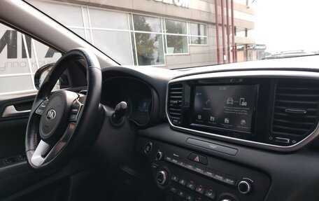 KIA Sportage IV рестайлинг, 2019 год, 2 394 000 рублей, 6 фотография