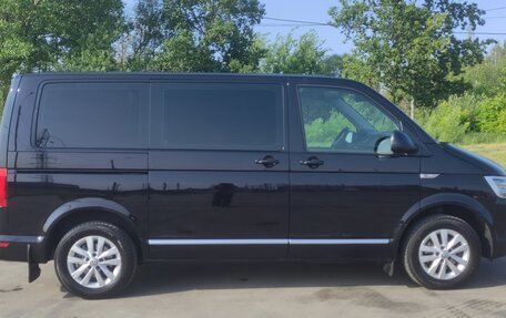 Volkswagen Caravelle T6 рестайлинг, 2017 год, 2 375 000 рублей, 7 фотография