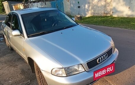 Audi A4, 1997 год, 310 000 рублей, 10 фотография