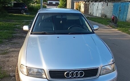Audi A4, 1997 год, 310 000 рублей, 17 фотография