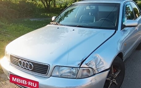 Audi A4, 1997 год, 310 000 рублей, 13 фотография