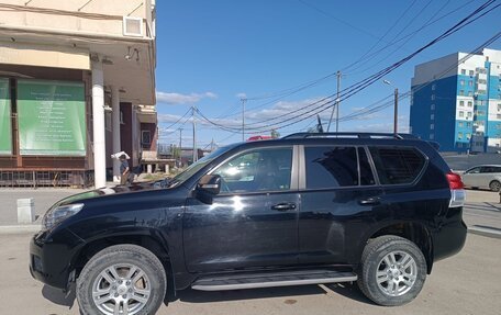 Toyota Land Cruiser Prado 150 рестайлинг 2, 2010 год, 3 650 000 рублей, 4 фотография