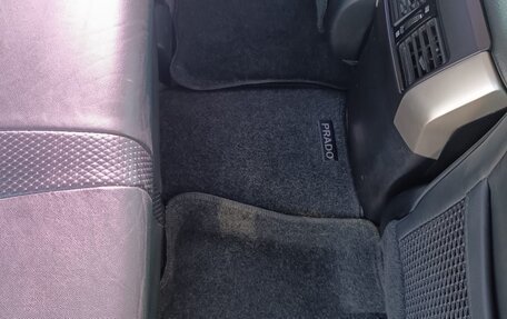 Toyota Land Cruiser Prado 150 рестайлинг 2, 2010 год, 3 650 000 рублей, 14 фотография