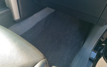 Toyota Land Cruiser Prado 150 рестайлинг 2, 2010 год, 3 650 000 рублей, 16 фотография