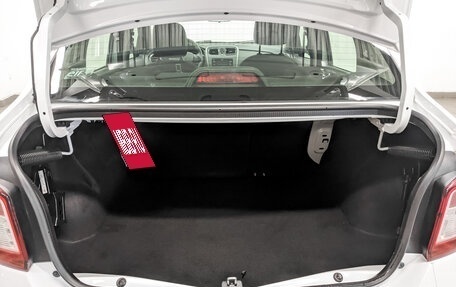 Renault Logan II, 2017 год, 823 000 рублей, 9 фотография