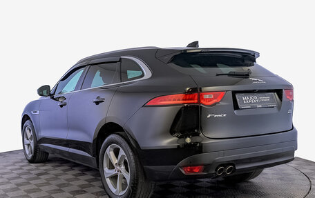 Jaguar F-Pace, 2017 год, 2 900 000 рублей, 7 фотография