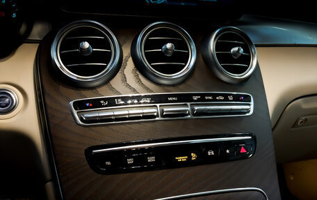 Mercedes-Benz GLC, 2021 год, 4 050 000 рублей, 27 фотография