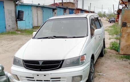 Nissan Presage I, 2000 год, 390 000 рублей, 2 фотография