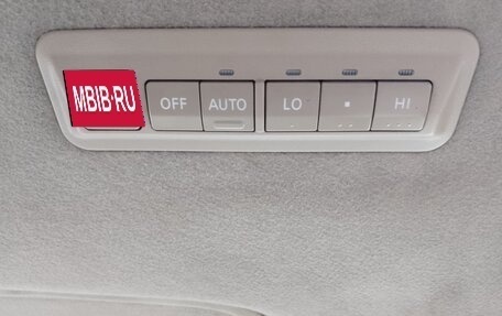 Nissan Presage I, 2000 год, 390 000 рублей, 9 фотография