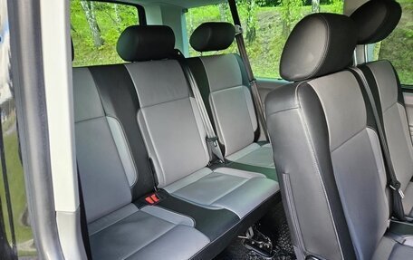 Volkswagen Caravelle T6 рестайлинг, 2022 год, 4 000 000 рублей, 14 фотография