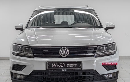 Volkswagen Tiguan II, 2018 год, 2 373 000 рублей, 2 фотография