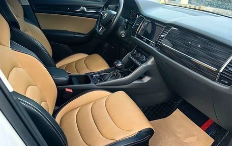 Skoda Kodiaq I, 2022 год, 1 600 000 рублей, 6 фотография