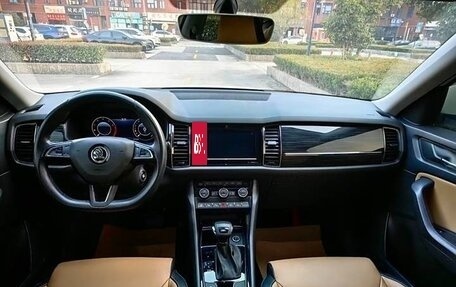 Skoda Kodiaq I, 2022 год, 1 600 000 рублей, 8 фотография
