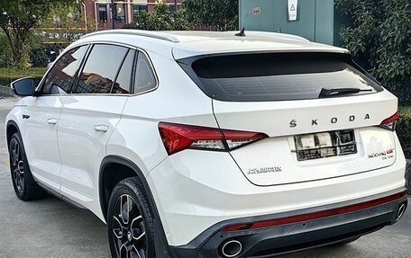 Skoda Kodiaq I, 2022 год, 1 600 000 рублей, 12 фотография