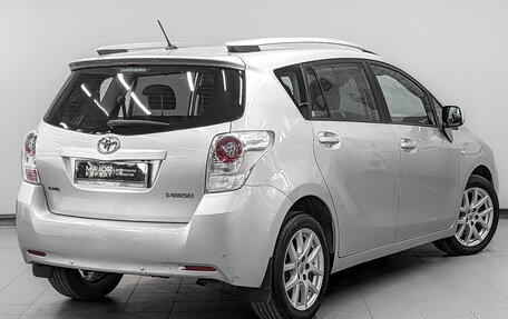 Toyota Verso I, 2010 год, 1 390 000 рублей, 5 фотография