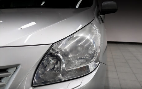 Toyota Verso I, 2010 год, 1 390 000 рублей, 17 фотография