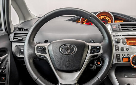 Toyota Verso I, 2010 год, 1 390 000 рублей, 21 фотография
