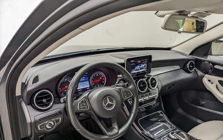 Mercedes-Benz C-Класс, 2017 год, 2 250 000 рублей, 16 фотография