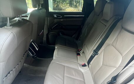 Porsche Cayenne III, 2011 год, 1 850 000 рублей, 2 фотография