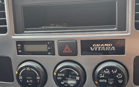 Suzuki Grand Vitara, 2003 год, 900 000 рублей, 8 фотография