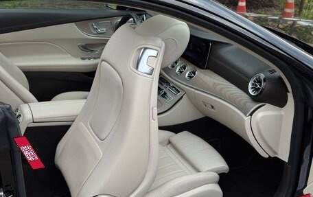 Mercedes-Benz E-Класс, 2018 год, 4 500 000 рублей, 13 фотография